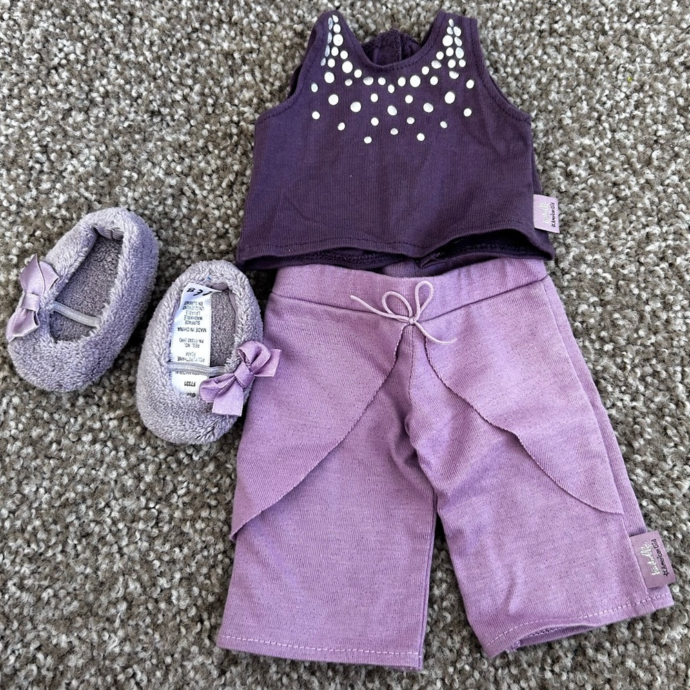 American Girl Isabelle’s PJ Set